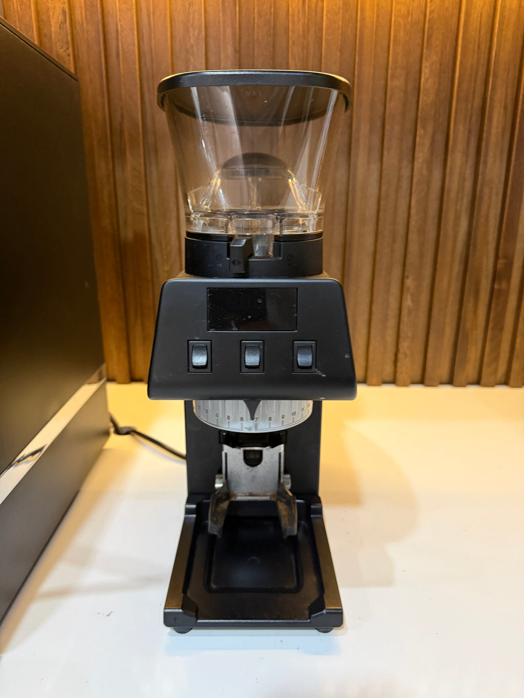 Usado molino Pico Negro 110V